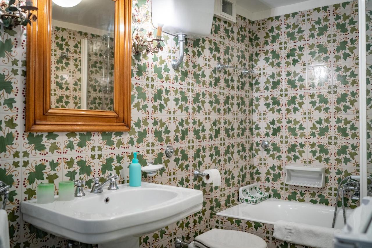 Charming Villa Capri Extérieur photo