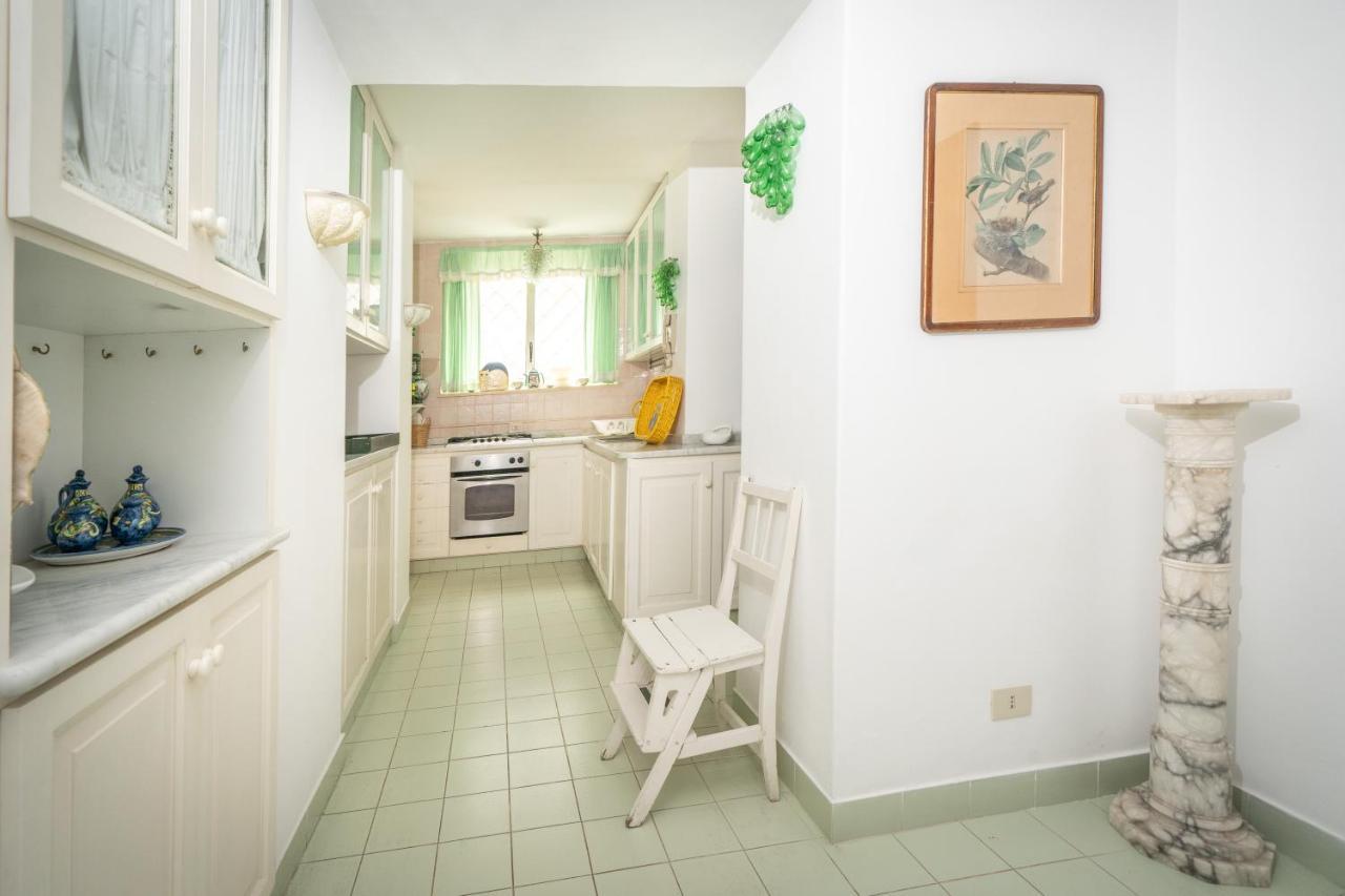 Charming Villa Capri Extérieur photo