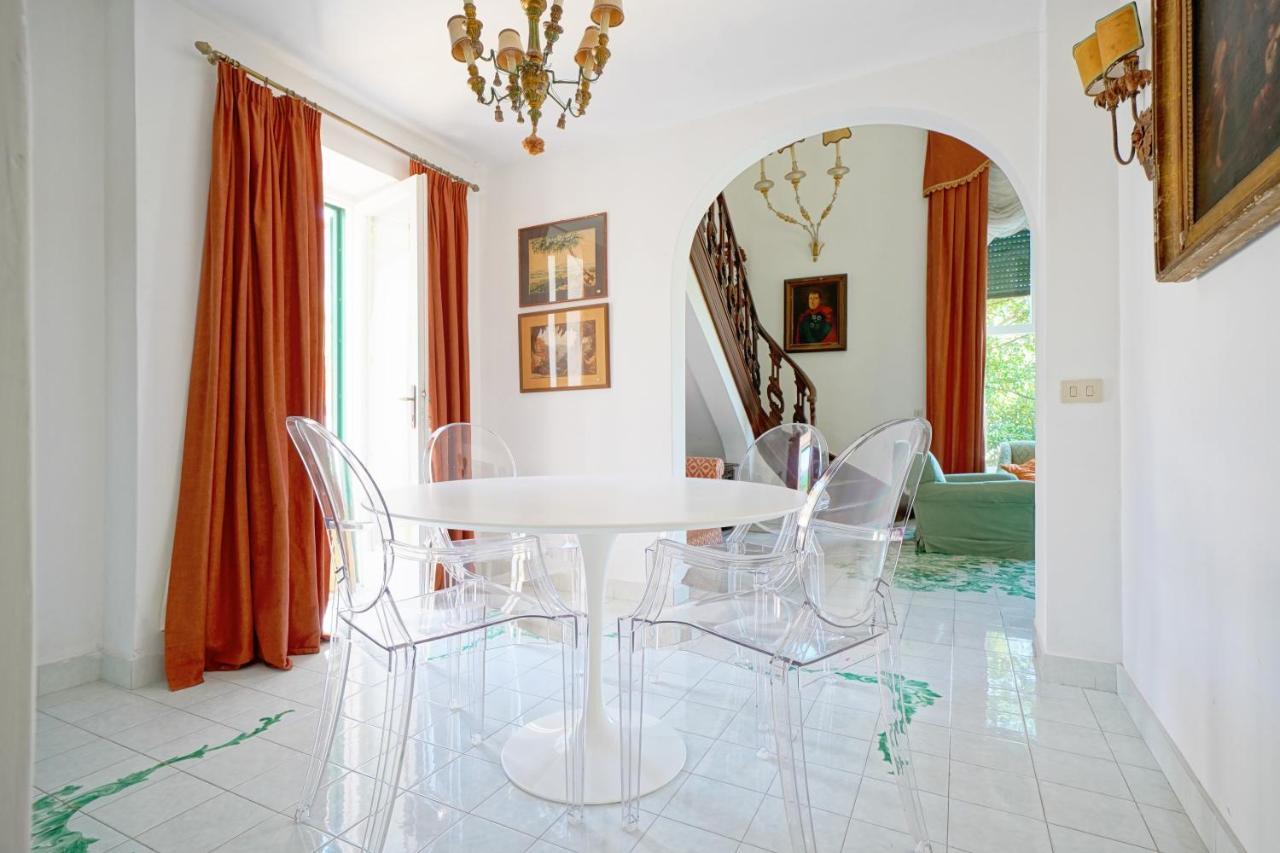 Charming Villa Capri Extérieur photo
