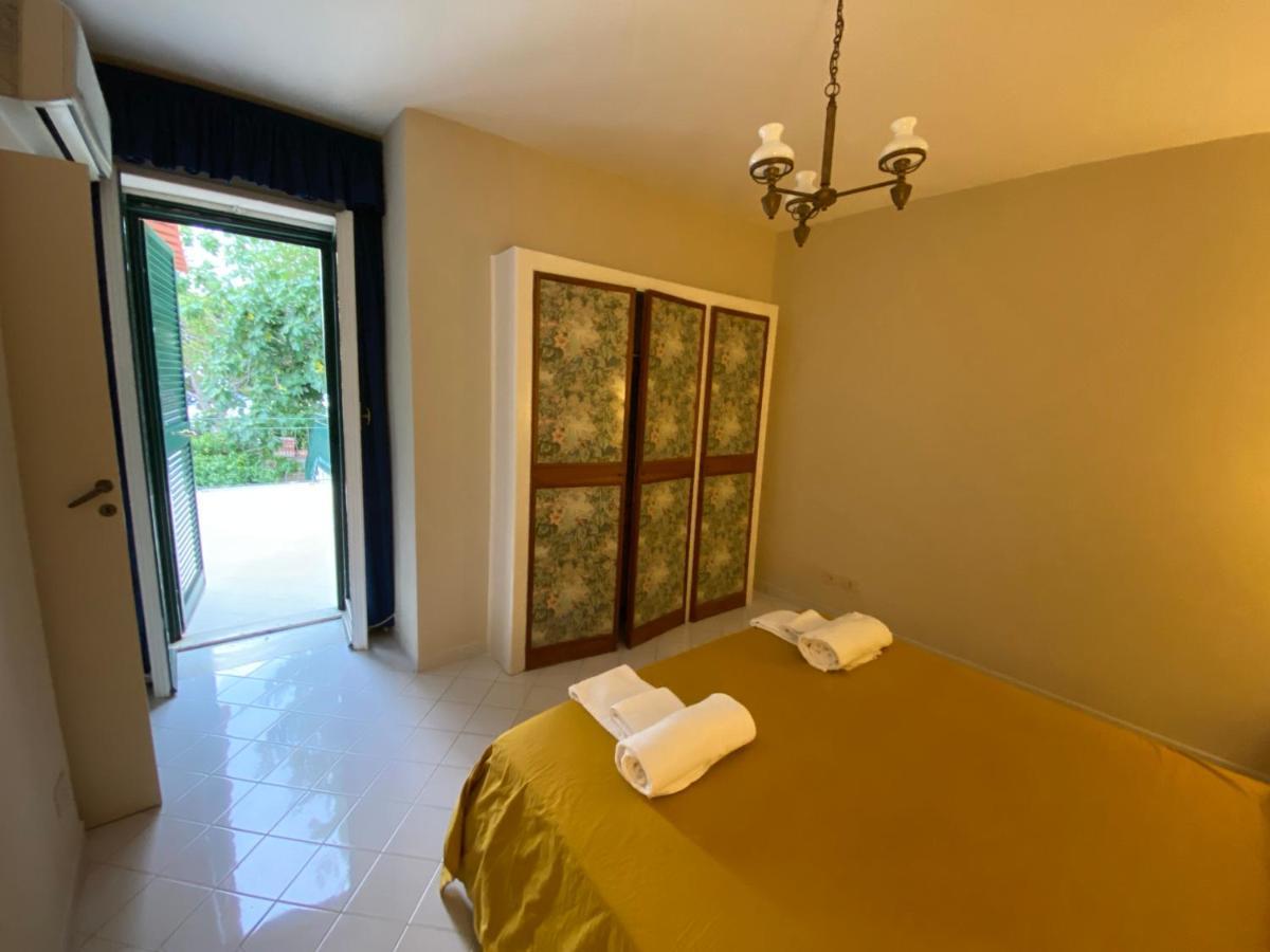 Charming Villa Capri Extérieur photo