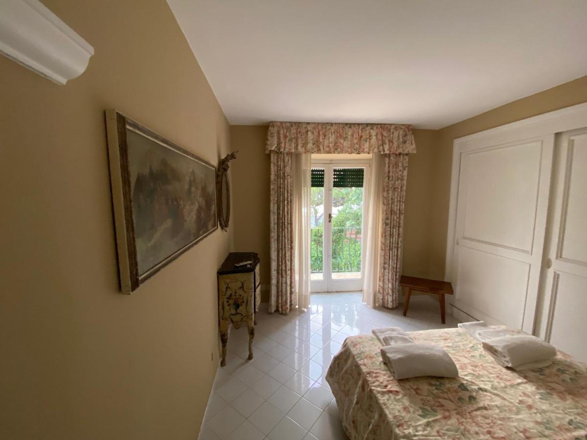 Charming Villa Capri Extérieur photo